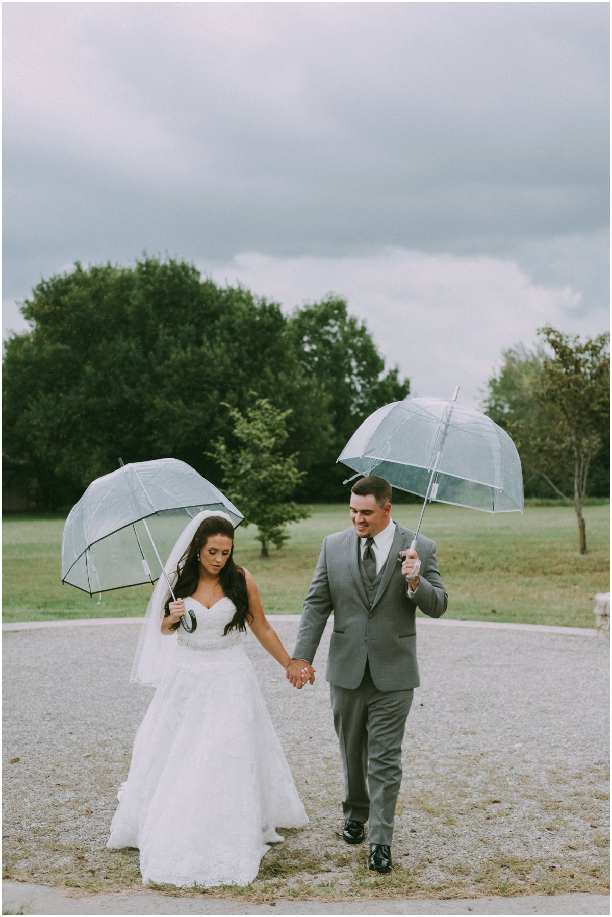 Backyard-Wedding-Kansas-Wedding-Photographer_0053.jpg