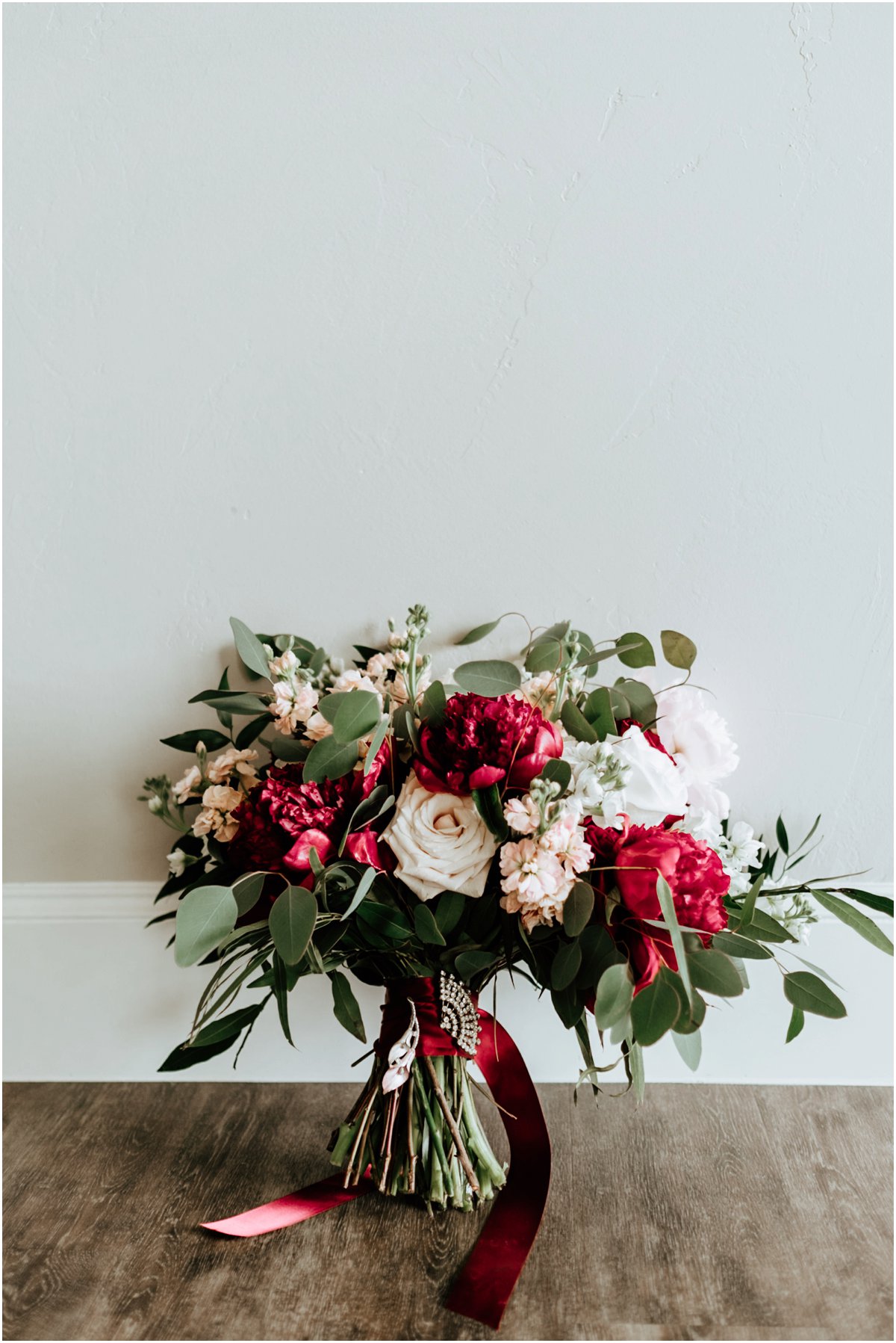 Bouquet Pink Wine Cranberry Navy Wedding - Dove Ridge Vineyard - Fort Worth Dallas - Wichita Wedding Photographer
